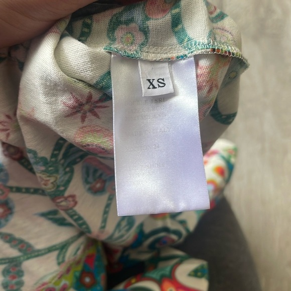 La DoubleJ tree of life mixed media blouse with bow tie sleeves size xs - Picture 4 of 9